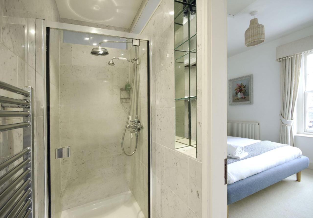 Dolls House - Luxury Townhouse *Sleeps 10* Vila Henley-on-Thames Exterior foto