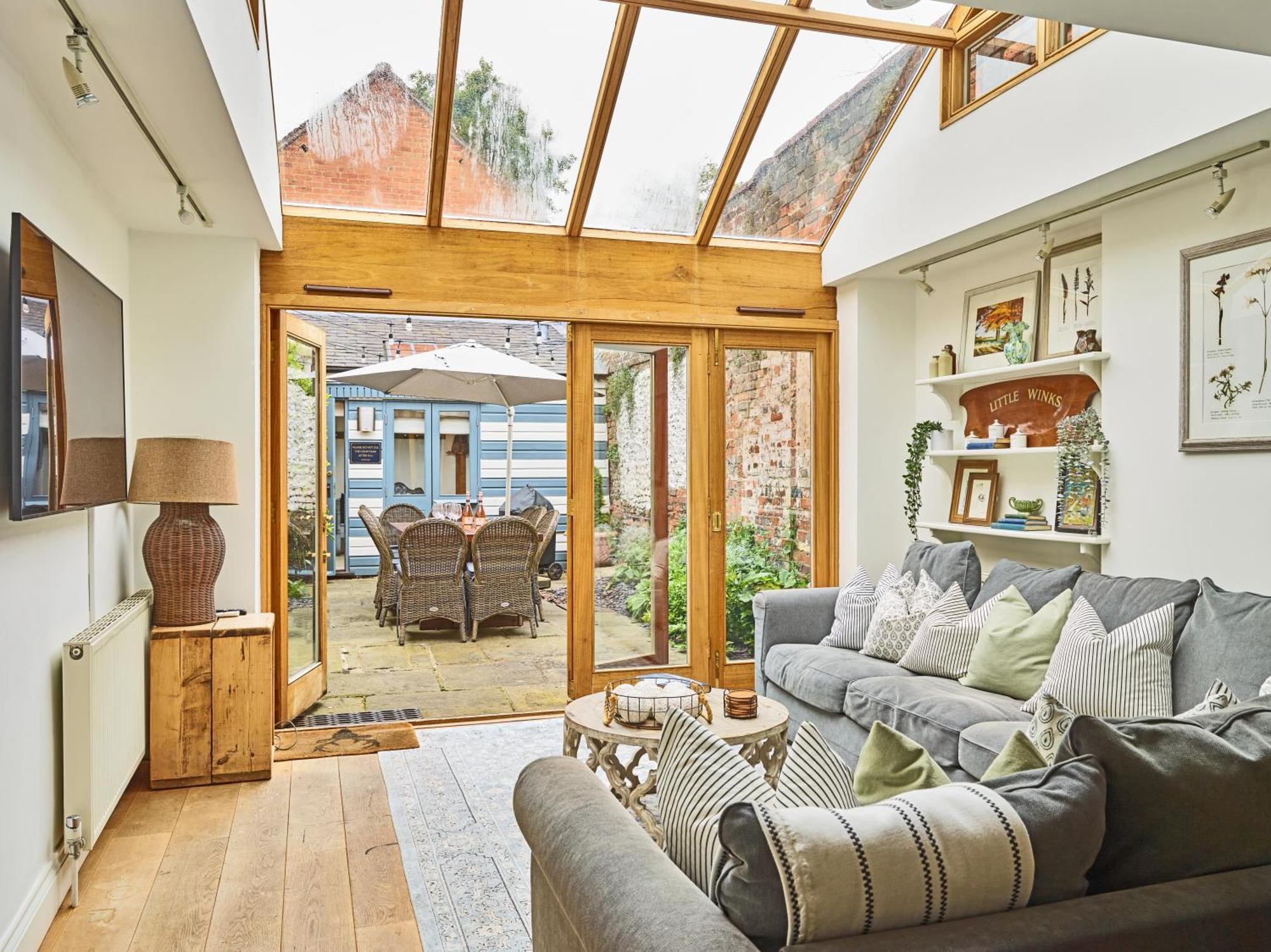 Dolls House - Luxury Townhouse *Sleeps 10* Vila Henley-on-Thames Exterior foto