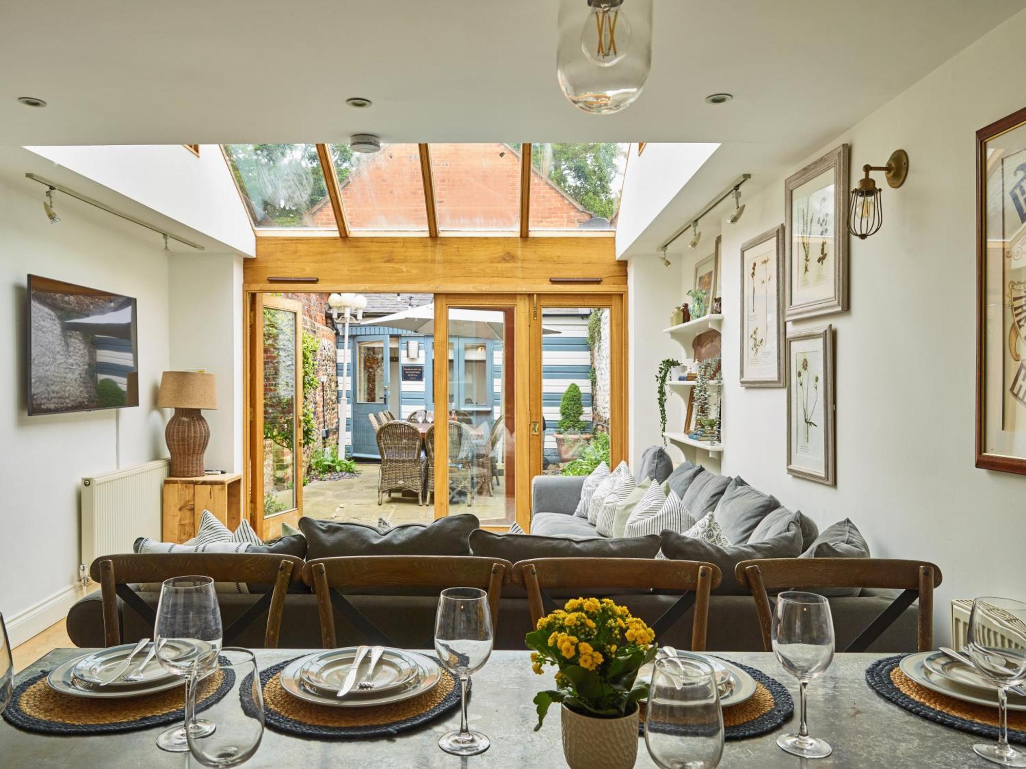 Dolls House - Luxury Townhouse *Sleeps 10* Vila Henley-on-Thames Exterior foto